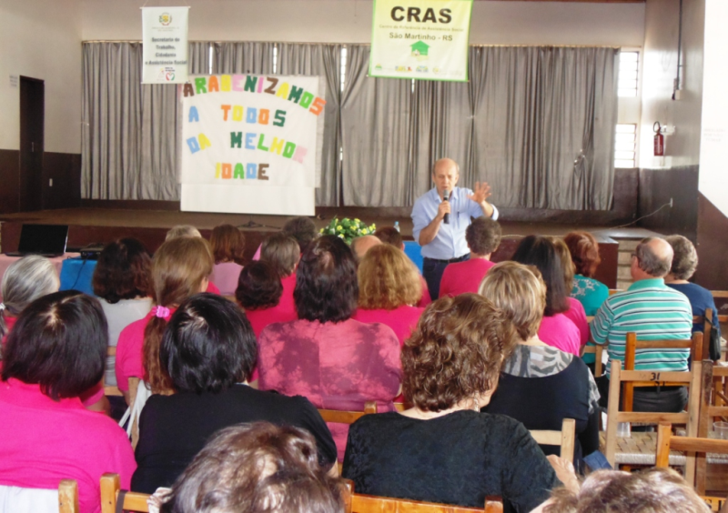 Administração comemora o Dia do Idoso